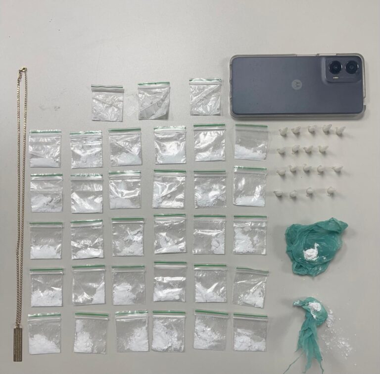 suspeito-e-preso-por-trafico-de-drogas-em-camacari