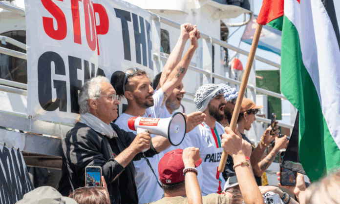 novo-navio-com-ajuda-humanitaria-para-gaza-parte-da-italia