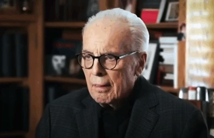 john-macarthur-e-internado-com-pneumonia-e-‘pode-estar-na-presenca-do-senhor-em-breve’, diz igreja