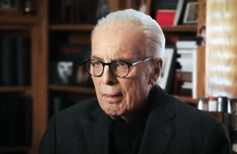 john-macarthur-e-internado-com-pneumonia-e-‘pode-estar-na-presenca-do-senhor-em-breve’, diz igreja