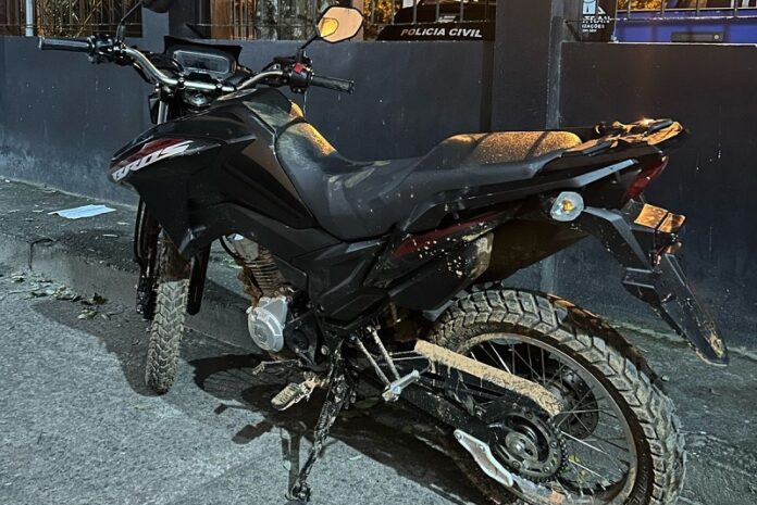 pm-recupera-motocicleta-roubada-e-prende-suspeito-na-zona-rural-de-itanhem