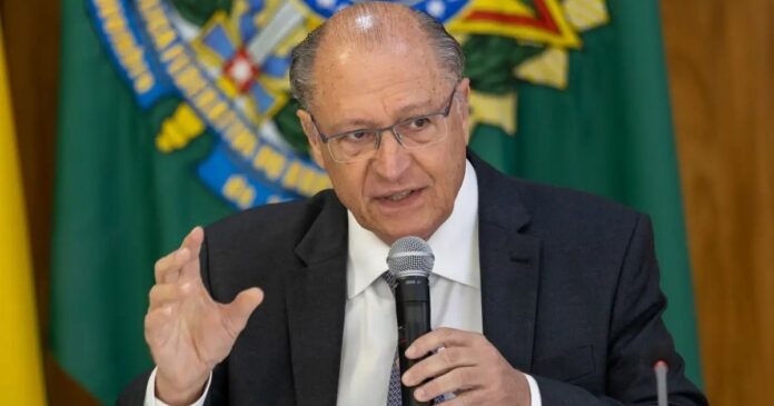 alckmin-anuncia-reunioes-com-agro,-industria-e-empresas-dos-eua-para-definir-reacao-ao-tarifaco-de-trump