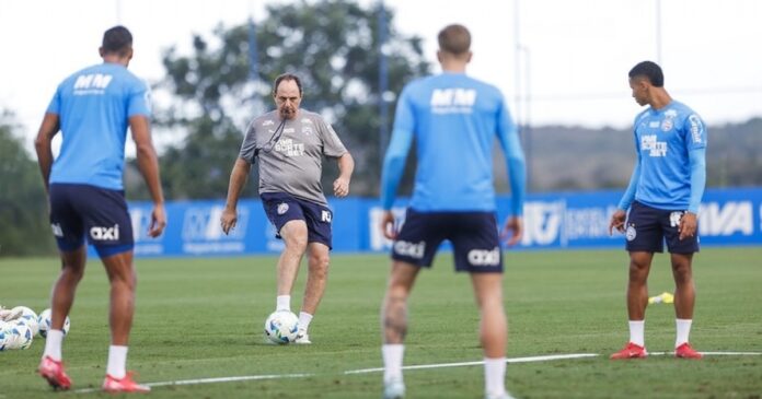 willian-jose-fica-fora-de-unico-treino-antes-de-decisao-frente-ao-america-de-cali-e-deve-desfalcar-o-bahia