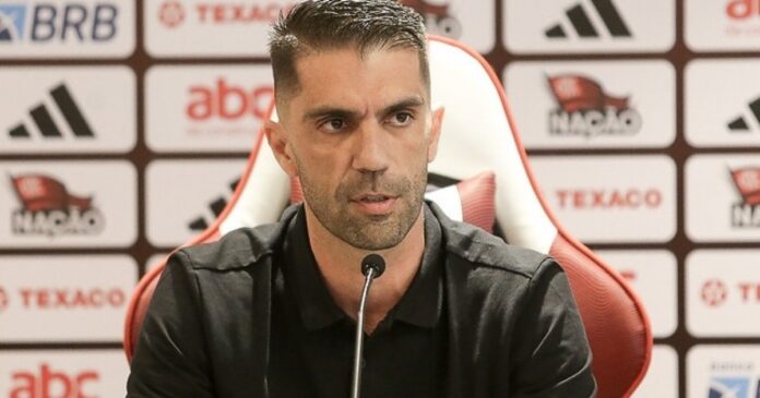 video:-diretor-da-base-do-flamengo-usa-estereotipo-para-jogadores-da-africa-e-se-desculpa