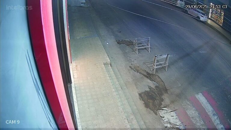 delegacia-apura-furto-de-32-tubos-de-obra-da-embasa-em-jaguaquara