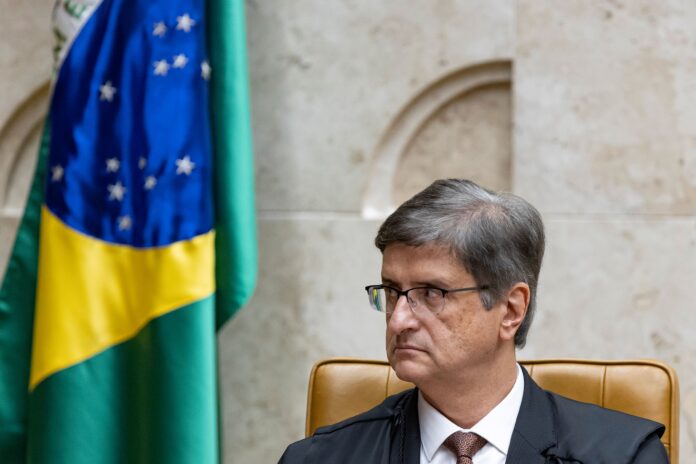 deputado-do-pt-pede-a-gonet-extradicao-e-prisao-de-eduardo-bolsonaro
