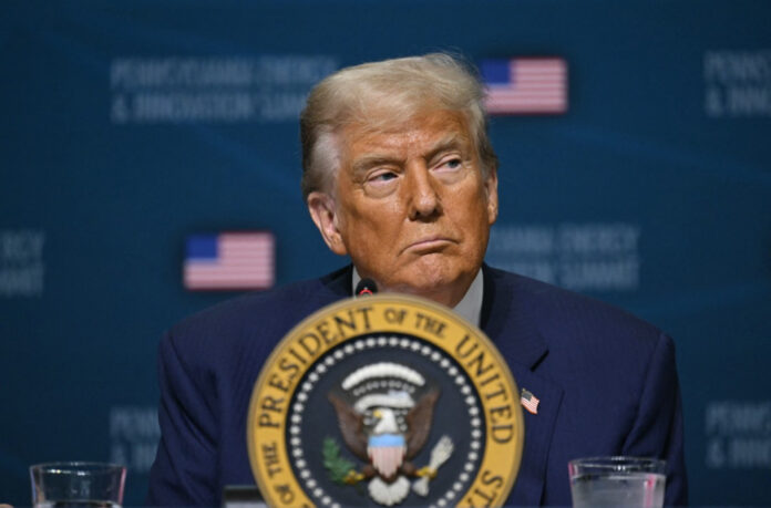governo-trump-expulsa-cinco-imigrantes-da-asia-e-do-caribe-para-eswatini,-pequeno-pais-africano