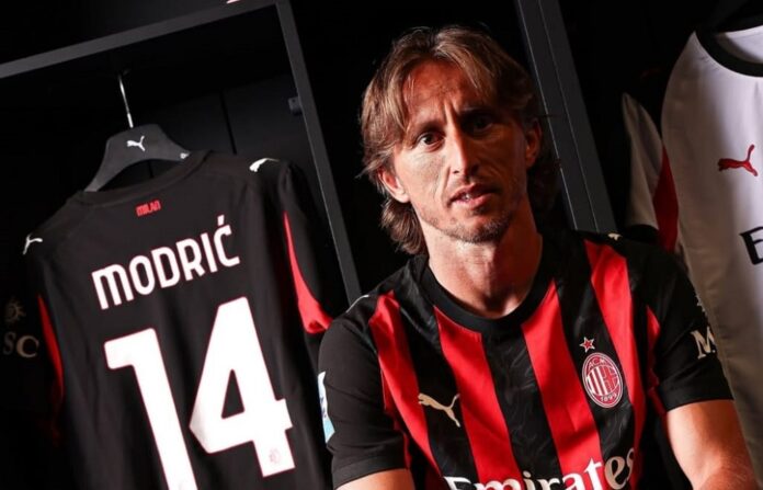 modri?-diz-que-escolheu-o-milan-para-‘seguir-no-futebol-competitivo’