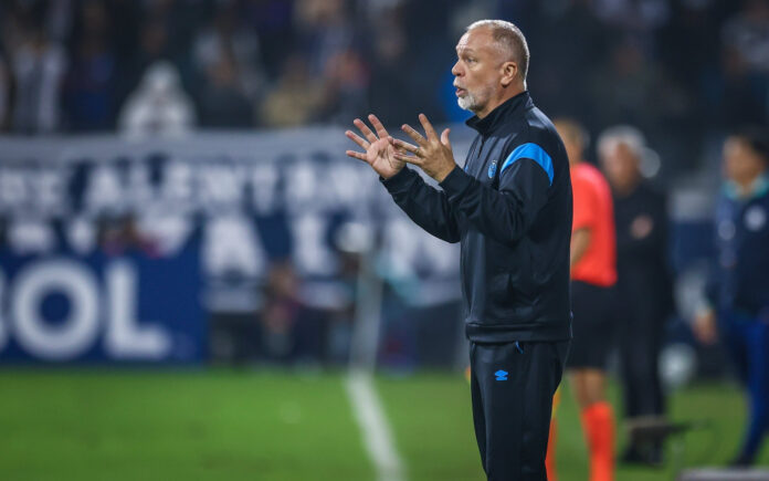 mano-menezes-aponta-onde-esta-o-problema-do-gremio:-‘precisamos-mais’
