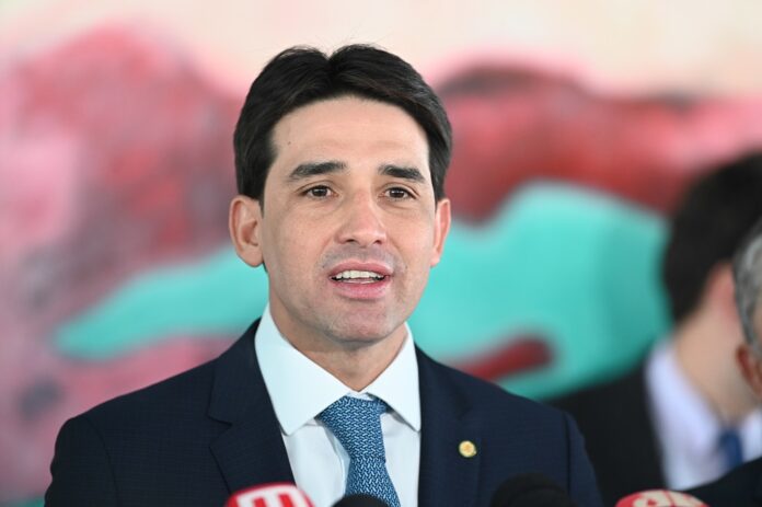 regulamentacao-da-br-do-mar-vai-reduzir-custos-logisticos-de-20%-a-60%,-diz-ministro