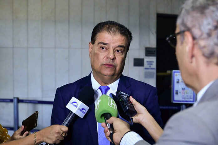 comissao-de-senadores-brasileiros-viajara-aos-eua-para-negociar-tarifa-de-50%