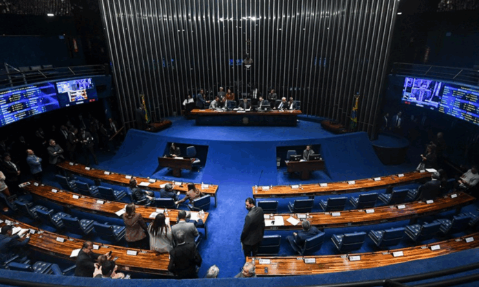 em-primeiro-turno,-senado-aprova-pec-que-muda-regras-dos-precatorios