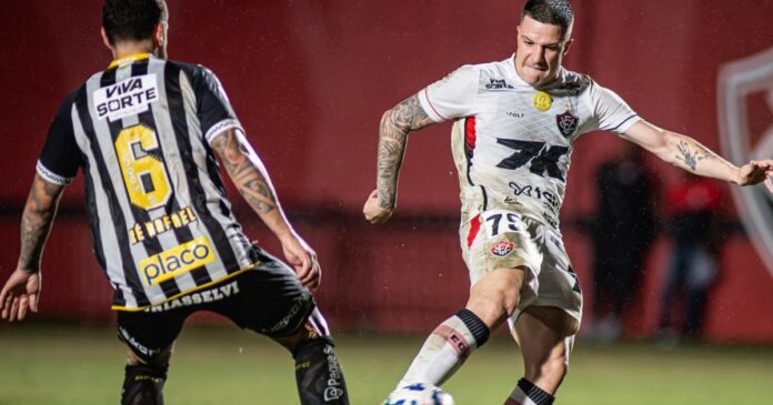 ha-sete-jogos-sem-marcar,-vitoria-vive-maior-seca-de-gols-em-quase-50-anos