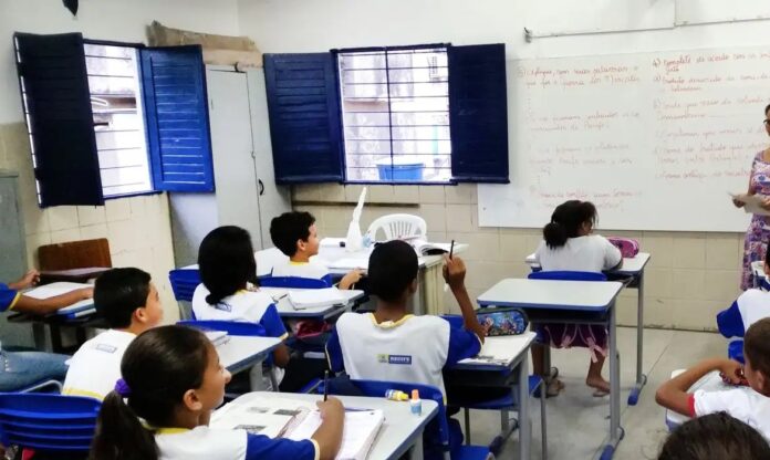 mp-ba-da-prazo-de-24-horas-para-retorno-das-aulas-em-36-escolas-de-salvador;-oficio-alerta-para-responsabilizacao-pessoal-de-gestores