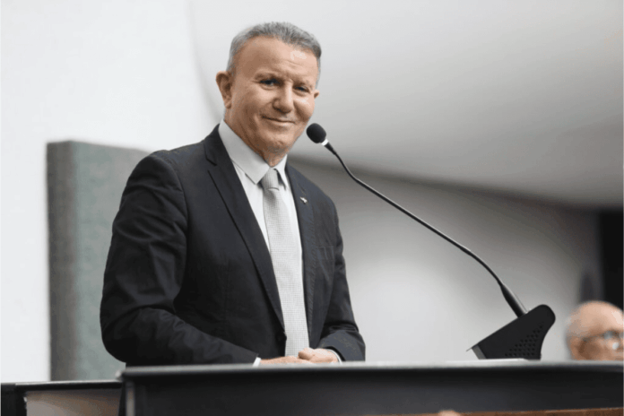 prefeito-de-palmas-reassume-cargo-apos-prisao-decretada-pelo-stf