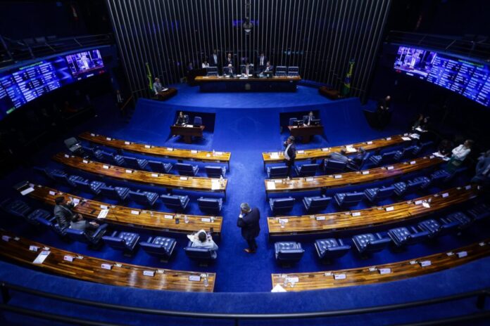 senado-define-comissao-que-vai-aos-eua-negociar-tarifaco-de-trump