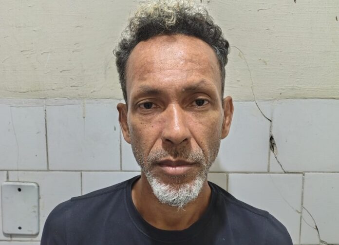 idosa-e-coagida-a-transferir-r$-35-mil-ao-filho,-que-e-preso-por-extorsao-em-caravelas