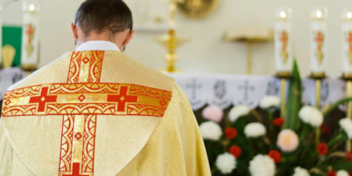 dioceses-catolicas-dispensam-imigrantes-de-comparecer-a-missa-por-medo-de-deportacao