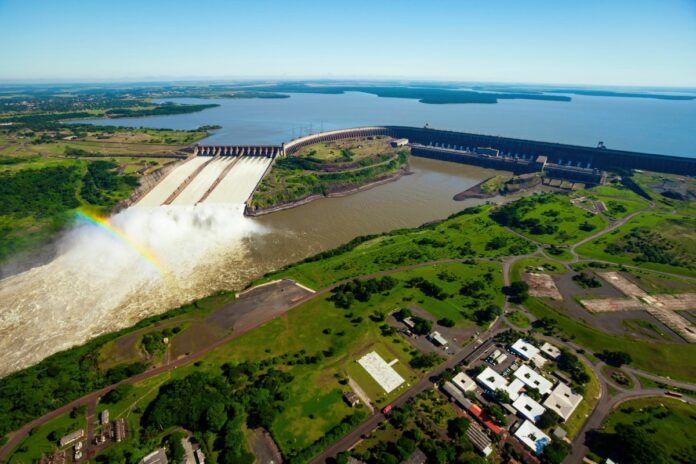 itaipu:-gastos-com-mst-e-cop-30-sao-ilegais,-diz-estudo-da-camara