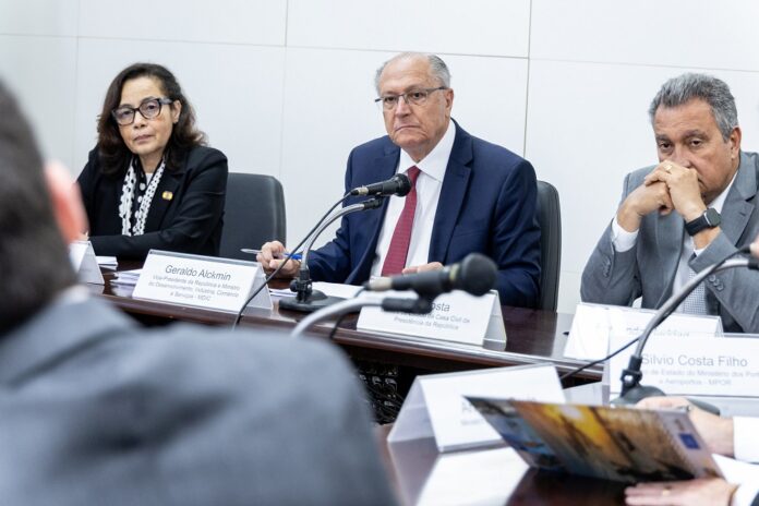 alckmin-defende-acoes-contra-sobretaxa-de-trump-e-busca-prorrogacao