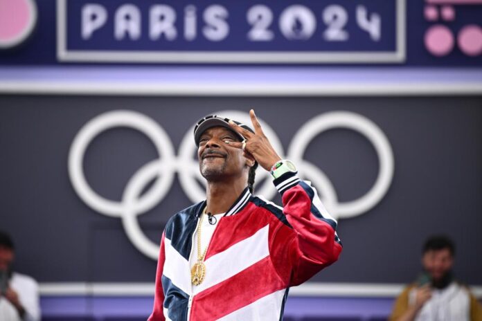 snoop-dogg-se-torna-coproprietario-do-swansea,-da-2a-divisao-inglesa