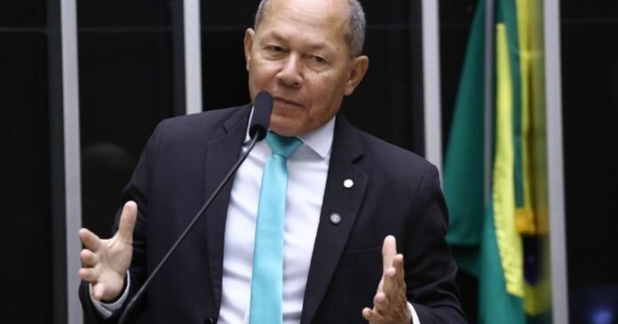 video:-deputado-coronel-chrisostomo-exalta-1964-e-sugere-reacao-das-forcas-armadas-apos-operacao-da-pf-contra-bolsonaro