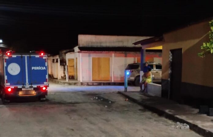 jovem-e-morto-com-dezenas-de-tiros-em-via-publica-no-distrito-de-sao-jose-de-alcobaca