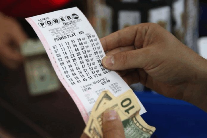 homem-compra-dois-bilhetes-de-loteria-premiados-no-mesmo-dia-e-ganha-mais-de-r$-11-milhoes
