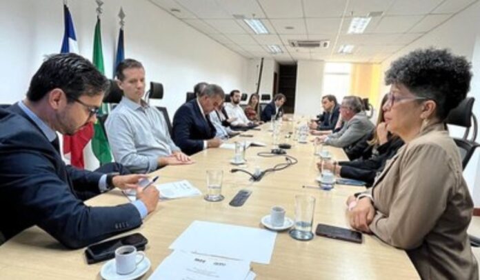 mpf-firma-acordo-para-garantir-consulta-a-comunidades-tradicionais-afetadas-pela-ponte-salvador-itaparica