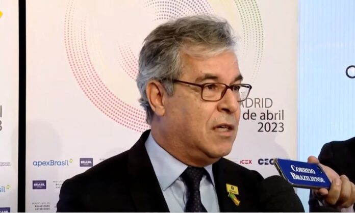 tarifaco-nao-e-‘problema-comercial’-com-eua,-diz-presidente-da-apex