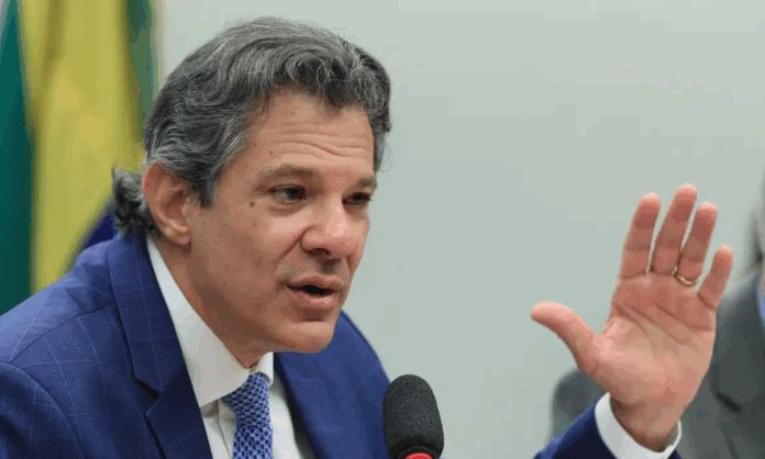 governo-tem-plano-para-socorrer-setores-afetados-por-tarifaco,-afirma-haddad