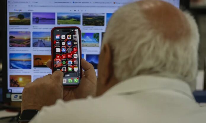 idosos-impulsionam-crescimento-da-populacao-online-na-bahia