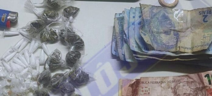 homem-com-mandado-por-trafico-e-preso-com-drogas-no-engenho-velho-de-brotas,-em-salvador