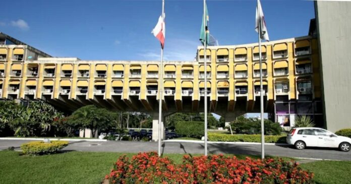 sesab-garante-atendimento-medico-e-critica-decisao-com-“teor-alarmista”-do-sindimed
