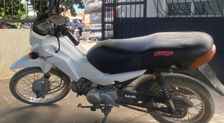 pm-recupera-moto-roubada-apos-acao-na-zona-rural-de-xique-xique