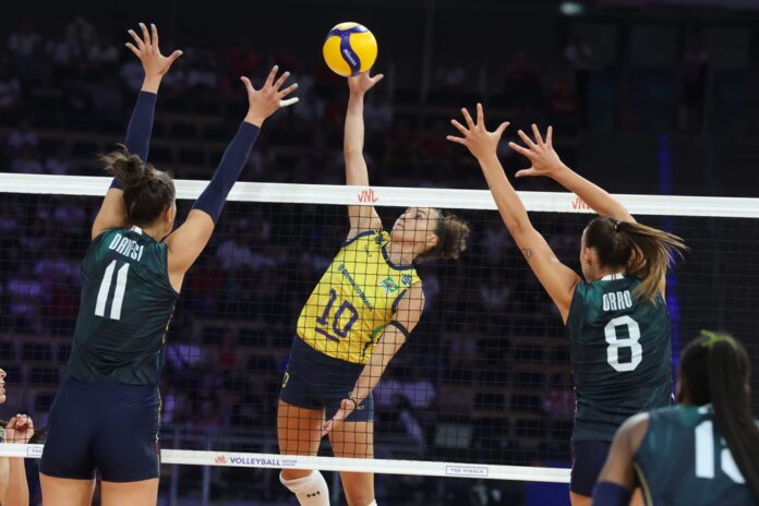 brasil-sai-na-frente,-mas-leva-virada-da-italia-na-final-da-liga-das-nacoes-feminina-de-volei