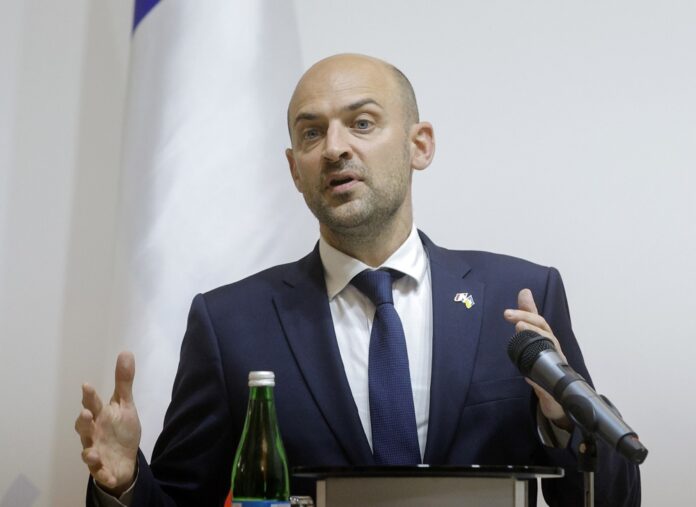franca-afirma-que-solucao-de-dois-estados-e-unica-alternativa-para-o-conflito-israelense-palestino