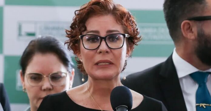 zambelli-aguarda-pedido-formal-para-se-apresentar-a-justica-na-italia,-diz-advogado