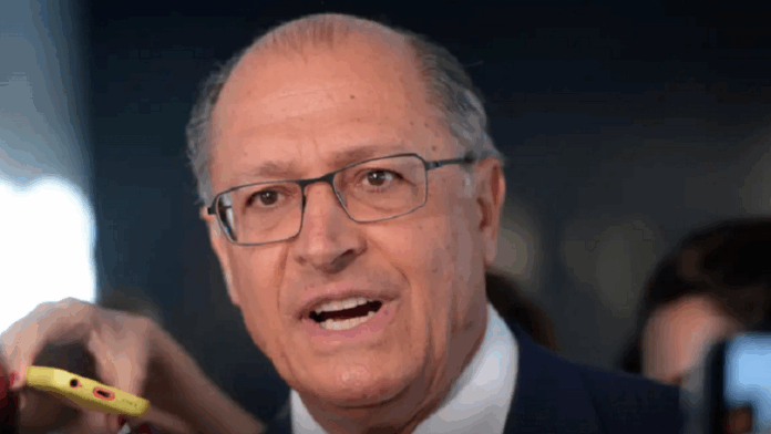alckmin-se-reune-com-big-techs-mais-uma-vez-e-diz-que-plano-de-contingencia-so-deve-ser-discutido-se-tarifaco-for-‘consumado’