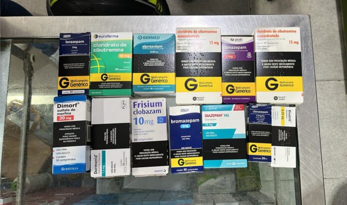 policia-civil-interdita-farmacias-e-apreende-quase-49-mil-medicamentos-irregulares-em-maragogipe