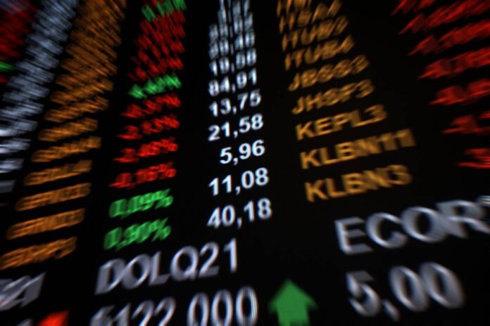 dolar-desaba-e-bolsa-dispara-com-lista-de-isencoes-do-tarifaco