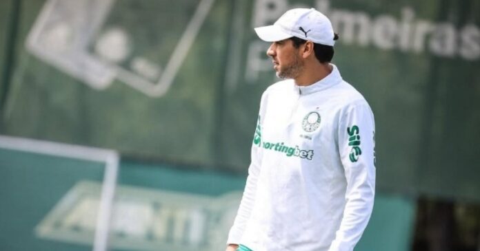 palmeiras-pode-ter-ate-cinco-desfalques-contra-o-vitoria;-time-misto-e-opcao