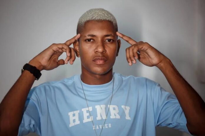 “hit-dos-paredoes”:-rei-dos-faixas-lidera-lista-de-musicas-mais-tocadas-na-bahia-em-julho