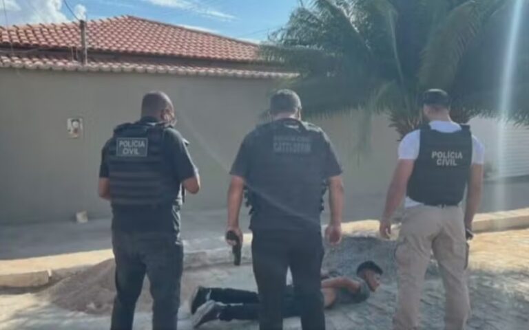 homem-e-morto-a-facadas-em-bar-de-santa-maria-da-vitoria;-suspeito-e-preso-horas-depois