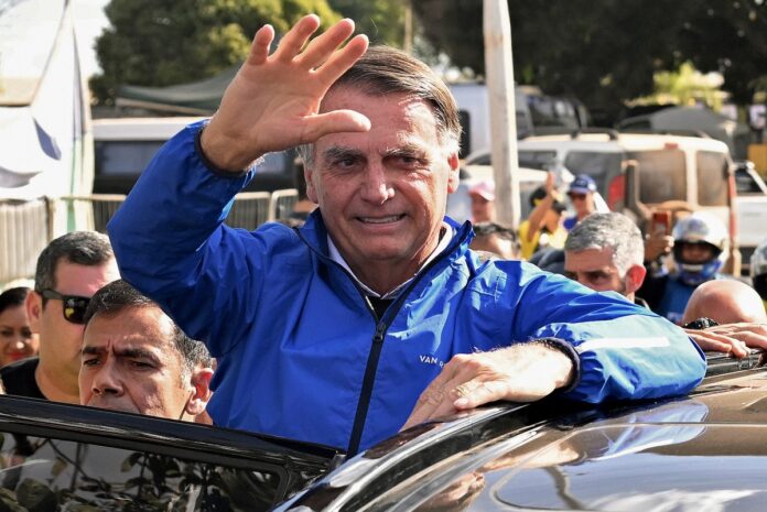 tudo-ou-nada?-flavio-bolsonaro-pede-impeachment-de-moraes