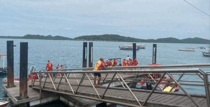 saveiro-a-deriva-e-resgatado-na-baia-de-todos-os-santos