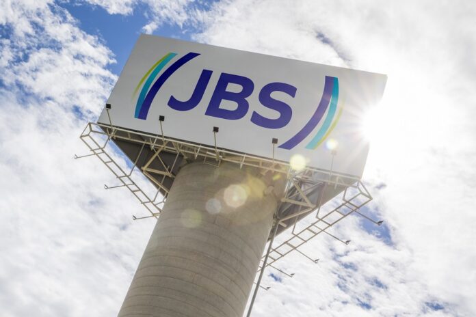 jbs-fecha-parceria-com-governo-federal-para-contratar-beneficiarios-do-bolsa-familia