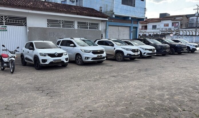 policia-civil-recupera-oito-veiculos-roubados-e-prende-dois-em-operacao-contra-“clonagem”-em-itamaraju