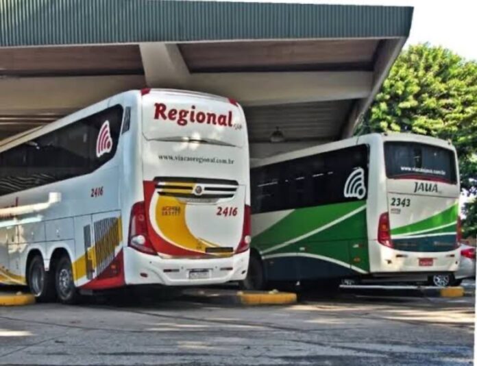 responsavel-por-linhas-de-onibus-intermunicipais,-viacao-regional-e-jaua-anuncia-fechamento-apos-30-anos