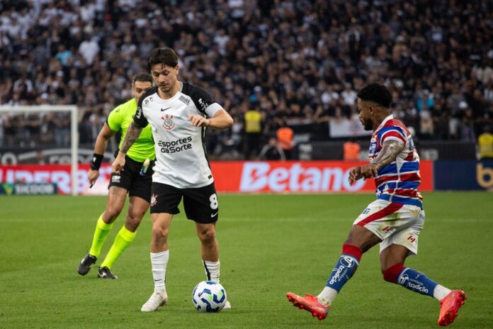 corinthians-se-salva-da-derrota-para-o-fortaleza-com-gol-nos-acrescimos
